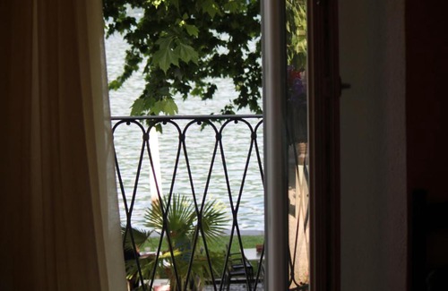 Caslano House | Osteria Battello