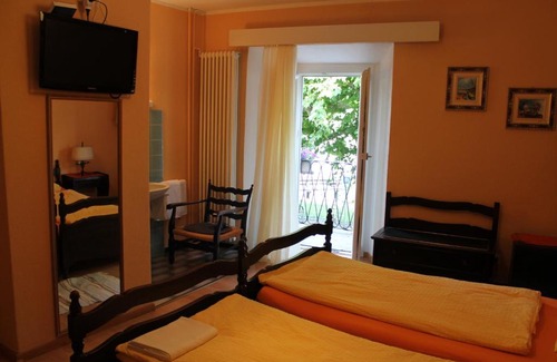 Caslano House | Osteria Battello