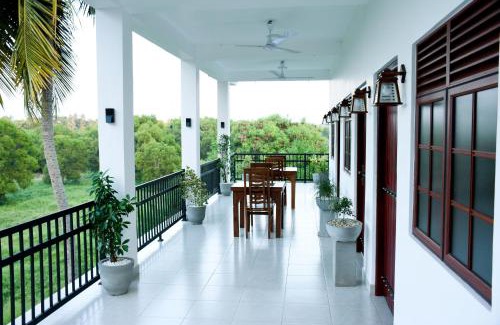 Andiambalama Hotel | Otha Shy Airport Transit Hotel