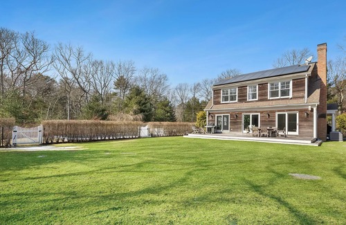 Northwest Harbor House | Out Door Theater Fire Pit Bocce court- WATCH VIDEO!