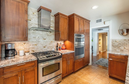 Santa Ana House | Outdoor Living w Private Pool, 12 Mins from Disney, Beaches 20-min, Pet-Friendly