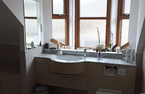 Cruden Bay Bed & Breakfast | Outlander Boutique B&B Super King