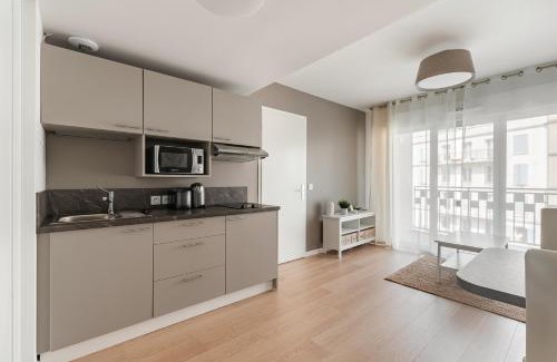 Poissy Apartment | OVELIA Poissy - Les Romantiques