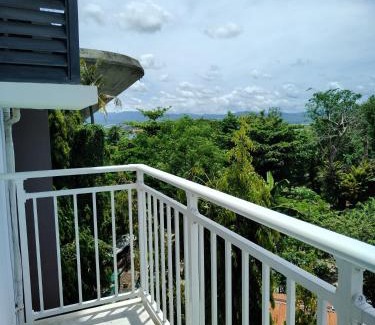 Mactan Export Processing Zone Apartment | OVERTIME STAYCATION - Nearest to Airport with FREE POOL & GYM ACCESS