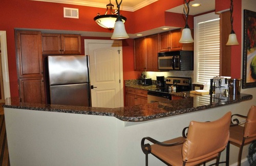 Pigeon Forge Condo | Owner Managed Penthouse 4BD/4BTH Top Floor DISCOUNTS FOR STAYS OF 7 NTS OR MORE