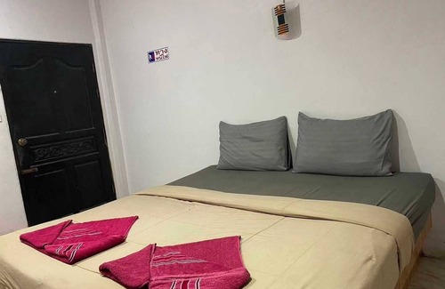 Nuea Khlong Hotel | OYO 75524 SK Resort