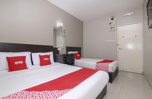 Kuching Hotel | OYO 89959 Nice Stay Three Six Five Services