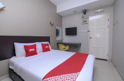 Kuching Hotel | OYO 89959 Nice Stay Three Six Five Services