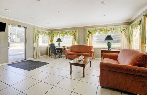 Douglas Hotel | OYO Hotel Douglas GA US-441