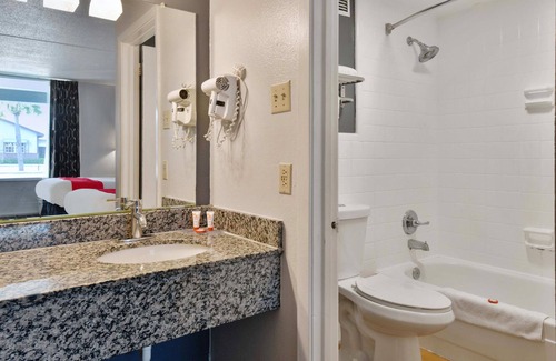 Lake Park Hotel | OYO Hotel Lake Park/Valdosta Area