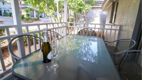 Cams Wharf Villa | Oystercatcher at Raffertys Resort- family villa