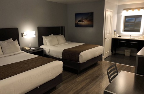 North Fremont Street Hotel | Pacific Inn