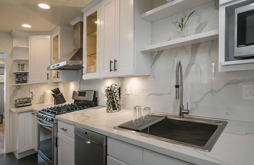 Edgemar - Pacific Manor House | Pacific Oceanfront Retreat🏖, 15 mins to SF🌉 and SFO✈️