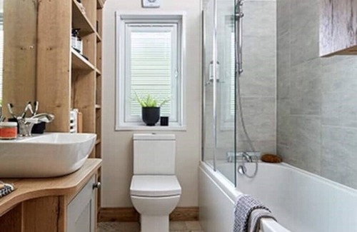 Treator Cabin | ✪ Padstow Luxury Lodge on 5* Award Winning Park ✪