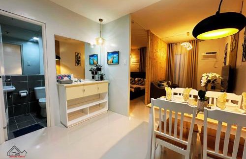 Puerto Princesa City Centre Apartment | Palawan Romantic Studio with Balcony, FREE Pool & Gym - B2 5Chrysolite
