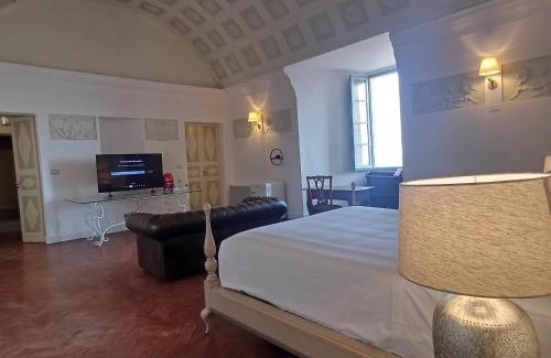 Historic Castle District Hotel | Palazzo Boyl 1840