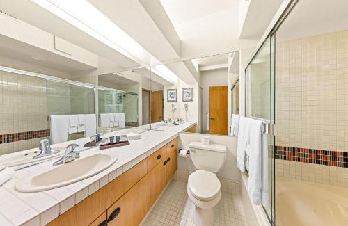 Olympic Valley Apartment | Palisades Tahoe Lodge Rentals Studio #207