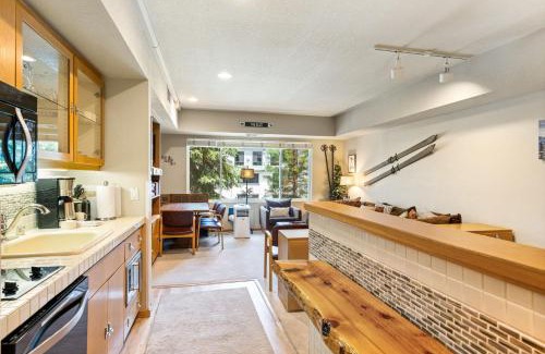 Olympic Valley Apartment | Palisades Tahoe Lodge Rentals Studio #207