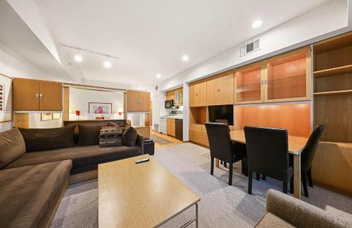 Olympic Valley Apartment | Palisades Tahoe Lodge Rentals Studio #234