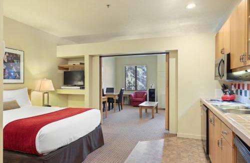 Olympic Valley Apartment | Palisades Tahoe Lodge Rentals Studio #250