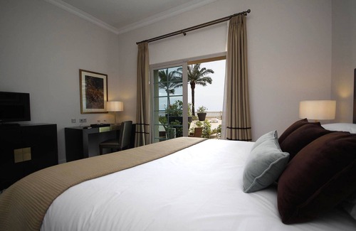 Conakry Hotel | Palm Camayenne