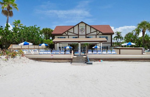 Belle Vista Hotel | Palm Crest Resort Motel