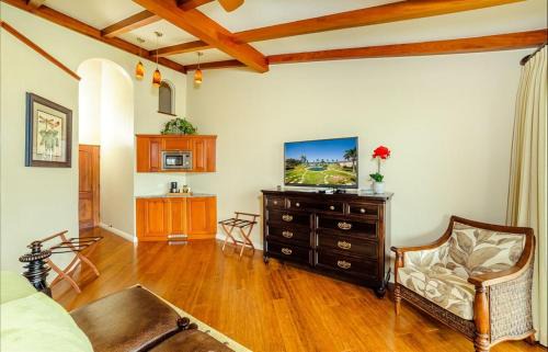 Playa Flamingo Villa | Palms 20 Luxury Oceanfront Villa