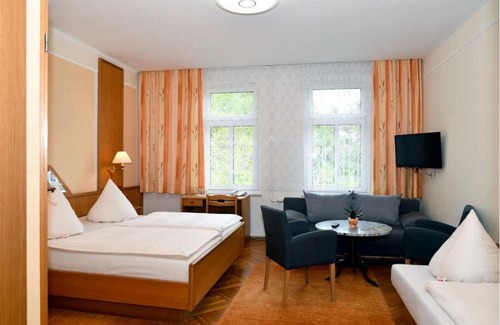 Reinhardtsdorf-Schoena Hotel | Panoramahotel Wolfsberg