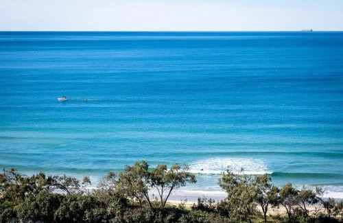 Maroochydore Apartment | Panoramic Ocean Views At Maroochydore