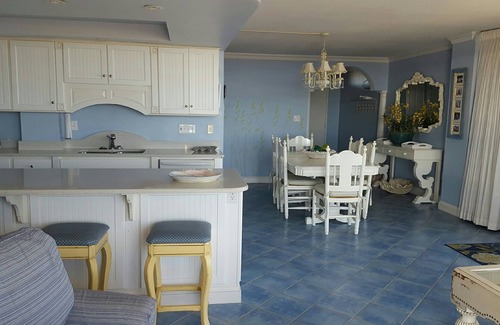 Bethany Beach Condo | Panoramic Oceanfront. Beautiful Five Star. The perfect summer vacation.