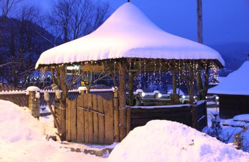 Yaremche Cabin | Panska Hata