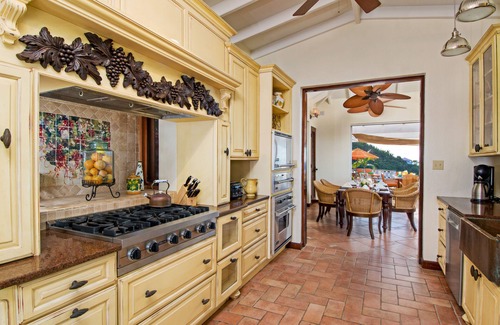 West End Villa | PAPAYA VILLA - a luxurious villa for relaxation & fun