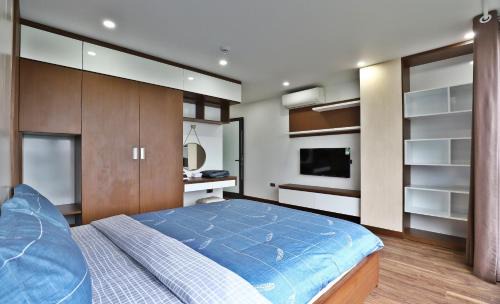 Tay Ho Hotel | Paradise Apartment Xuan La