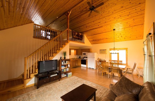 Livingston Cabin | Paradise Valley with Yellowstone River Fishing Access