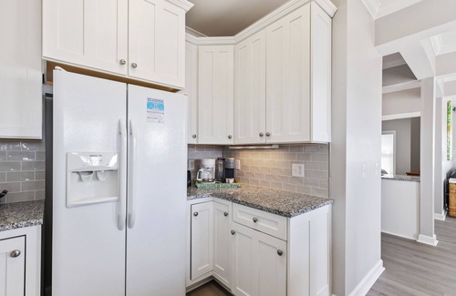 Ocean Isle Beach Villa | Paradise Villa 4B/4BA Breathtaking Ocean View