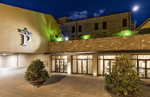 Seu de Urgell Hotel | Parador De La Seu D'urgell
