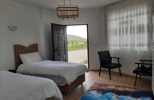 DogubeyazIt Hotel | Parasut Village Hotel