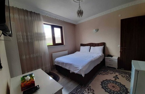 DogubeyazIt Hotel | Parasut Village Hotel