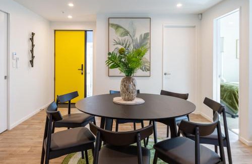 Christchurch Apartment | Park and Stay 4BR Townhouse near Avon River
