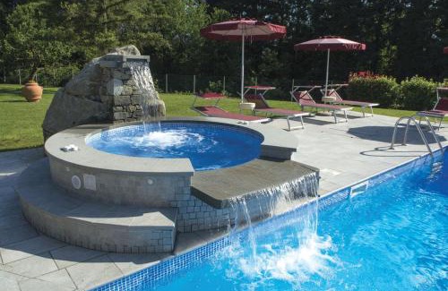 Groppoli Hotel | Park Hotel La Pineta
