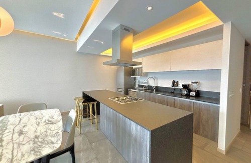 Lomas de Santa Fe Apartment | Park life Paradox Santa Fe