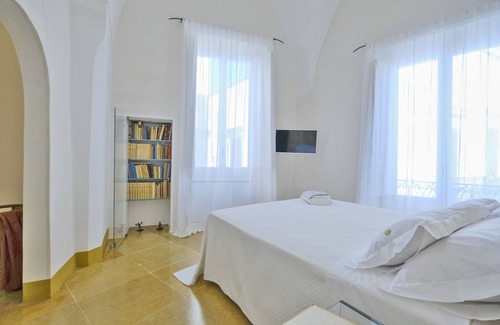 Gallipoli Historic Center Hotel | Pascaraymondo Suite Palace