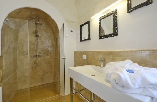 Gallipoli Historic Center Hotel | Pascaraymondo Suite Palace