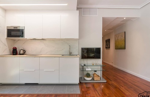 Golden Triangle of Art Apartment | Paseo del Prado II - 1-bedroom apartment with Pool