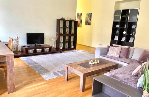 Lypky Apartment | Passage City View