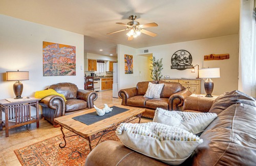 Wickenburg House | Patio & Mtn Views: Wickenburg 'Trail Head House'