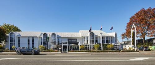 Merivale Hotel | Pavilions Hotel