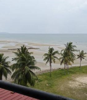 Taman Haji Zainal Apartment | PD Seaview Bumantara Staycation
