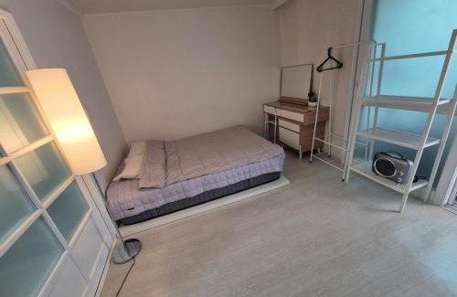 Wolgye-dong Apartment | Peace house OPEN Mart, Traders 3 minutes on foot 15 pyeong entire house room 2,Living room 1, Toilet 1, TV, free parking