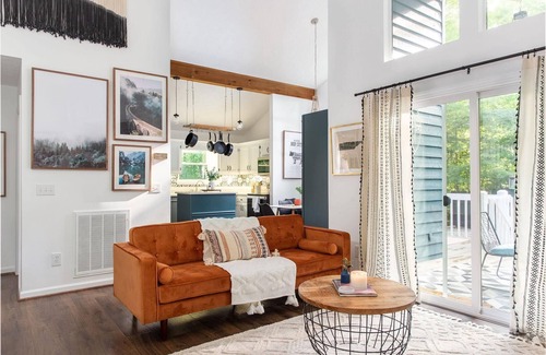 Fairview Cabin | "Peaceful Cabin Retreat:Stylish & Cozy Getaway in the Woods-30 min to Nashville